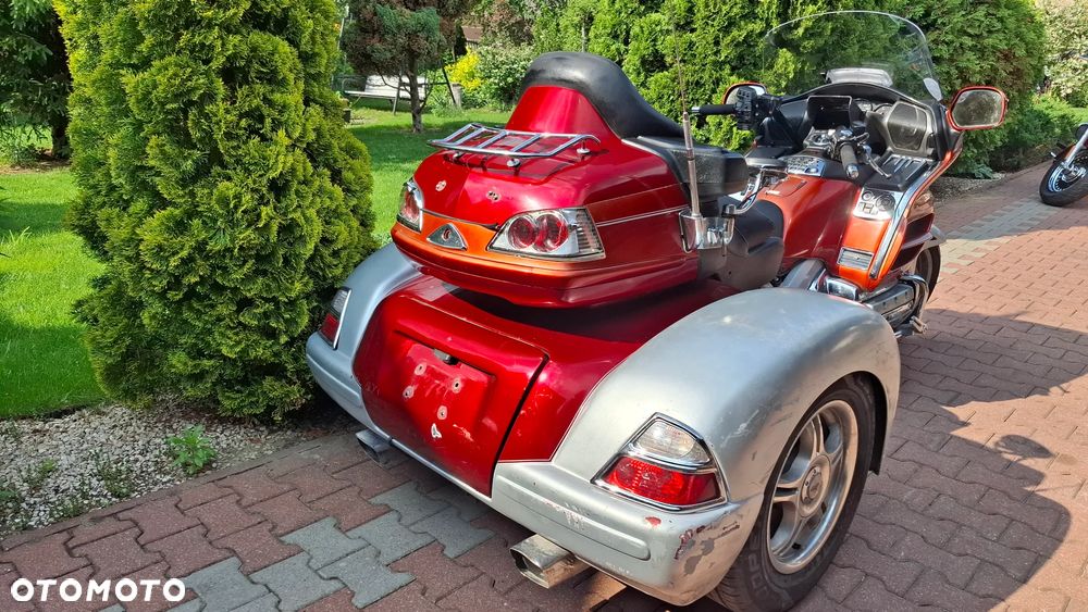 Honda GL - 9