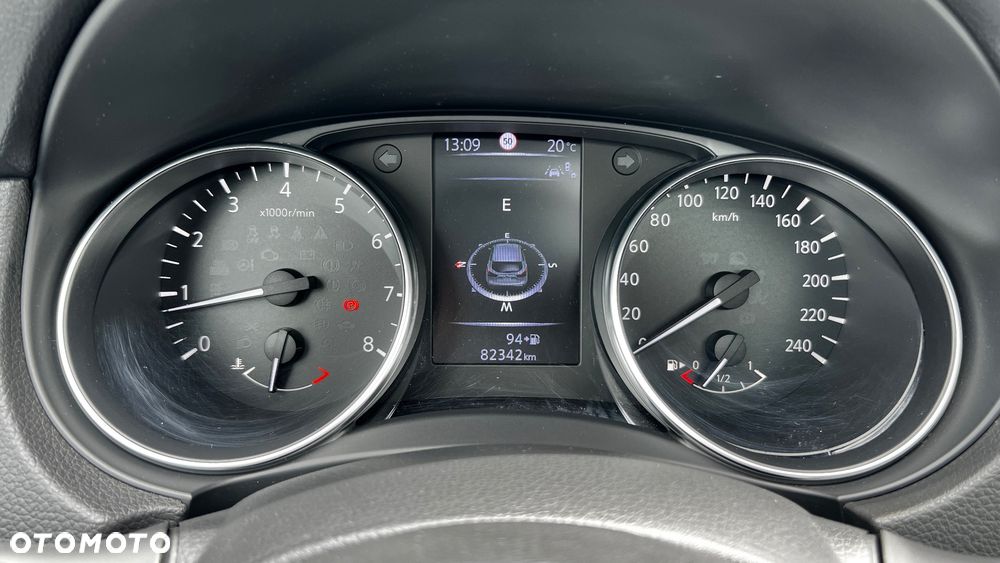 Nissan Qashqai 1.6 DIG-T Tekna+ - 36