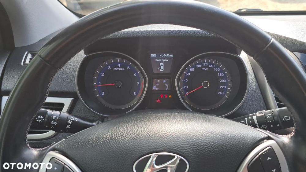 Hyundai i30 1.4 Comfort - 14