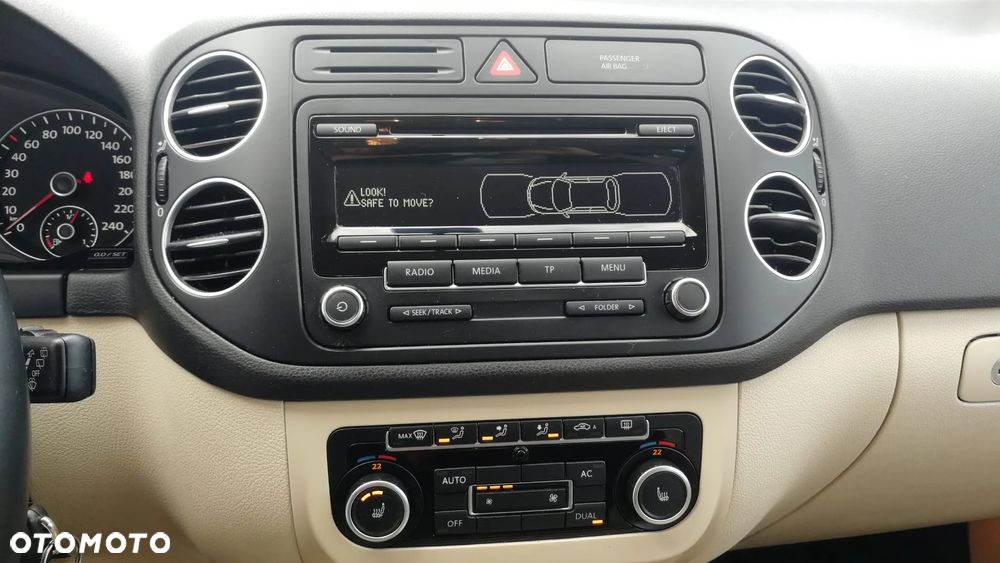 Volkswagen Golf Plus - 10