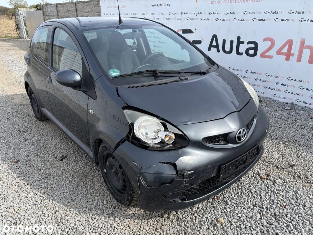 Toyota Aygo Cool - 2