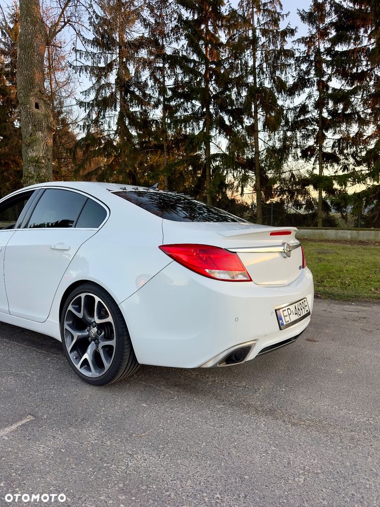 Opel Insignia 2.8 T V6 OPC - 4