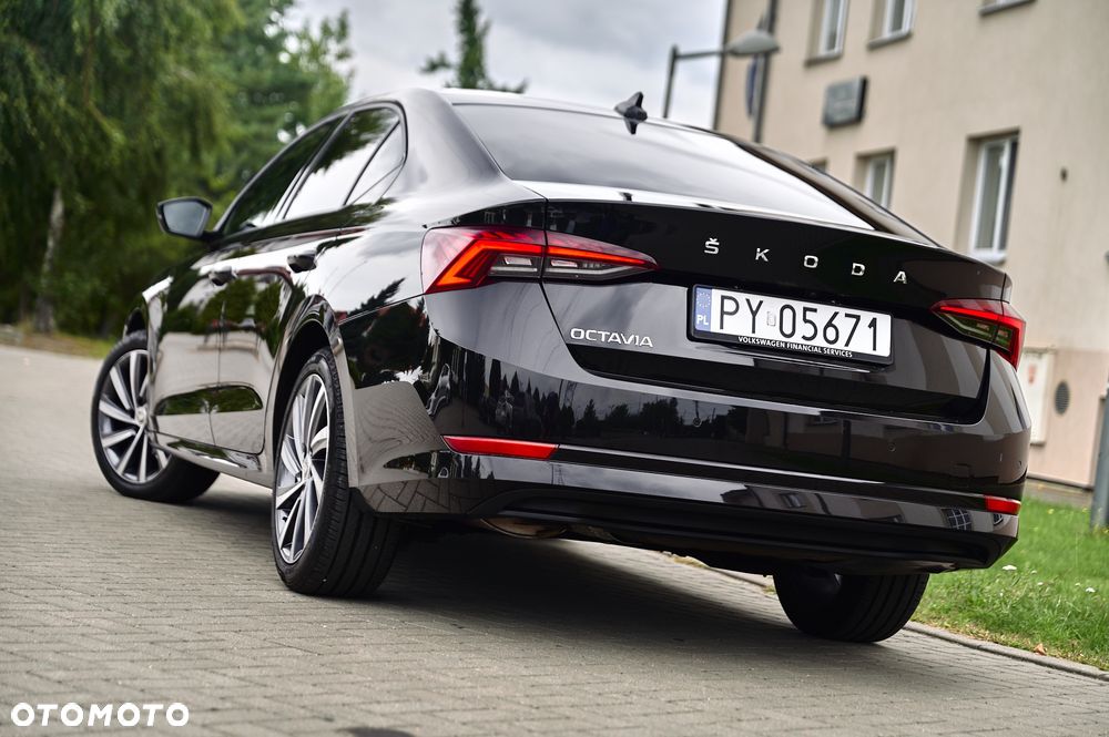 Skoda Octavia 2.0 TDI Ambition DSG - 4