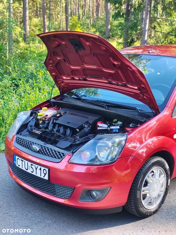 Ford Fiesta - 8