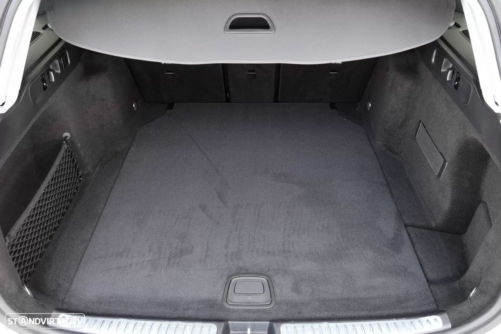 Mercedes-Benz C 220 d AMG Line - 22