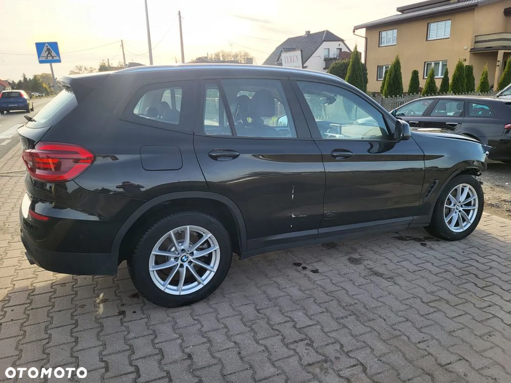 BMW X3 xDrive30i Advantage sport - 3