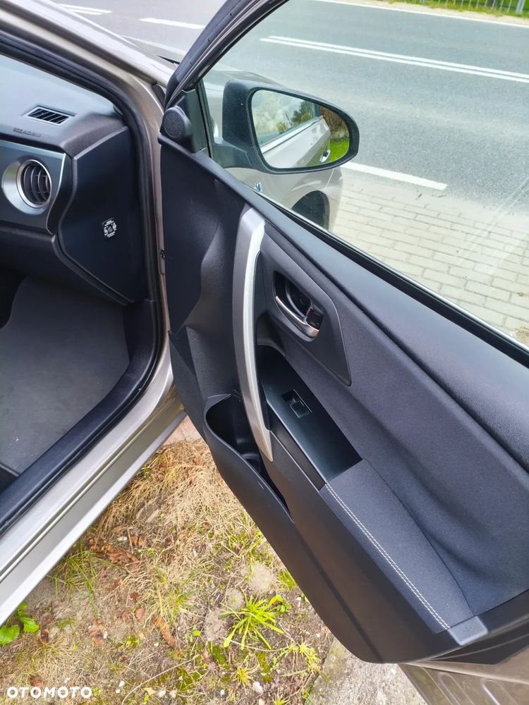 Toyota Auris 1.6 Active MS - 8