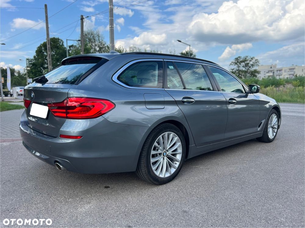 BMW Seria 5 520d Luxury Line - 6