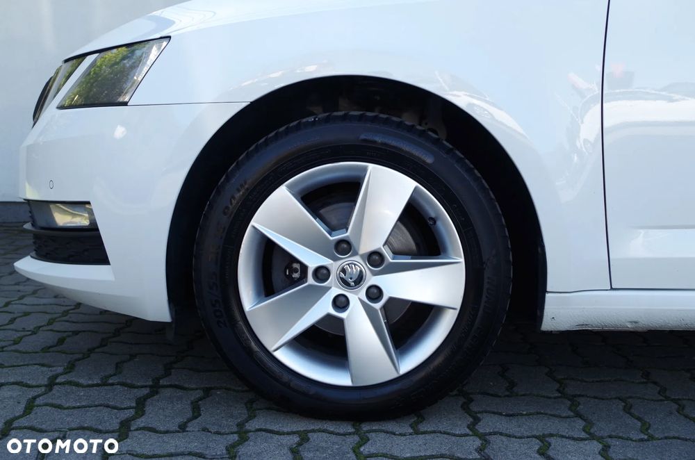 Skoda Octavia 1.6 TDI SCR Ambition - 19