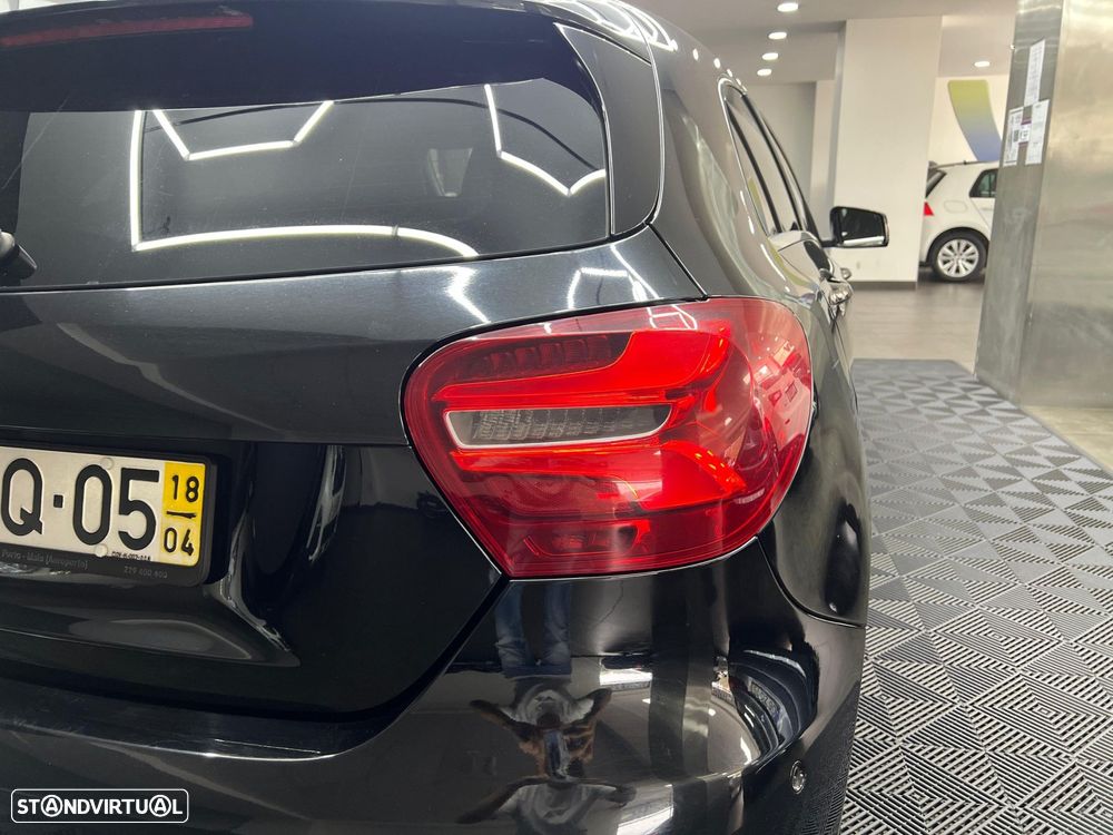 Mercedes-Benz A 180 d AMG Line - 9