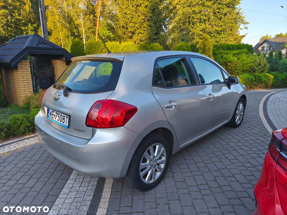 Toyota Auris - 4