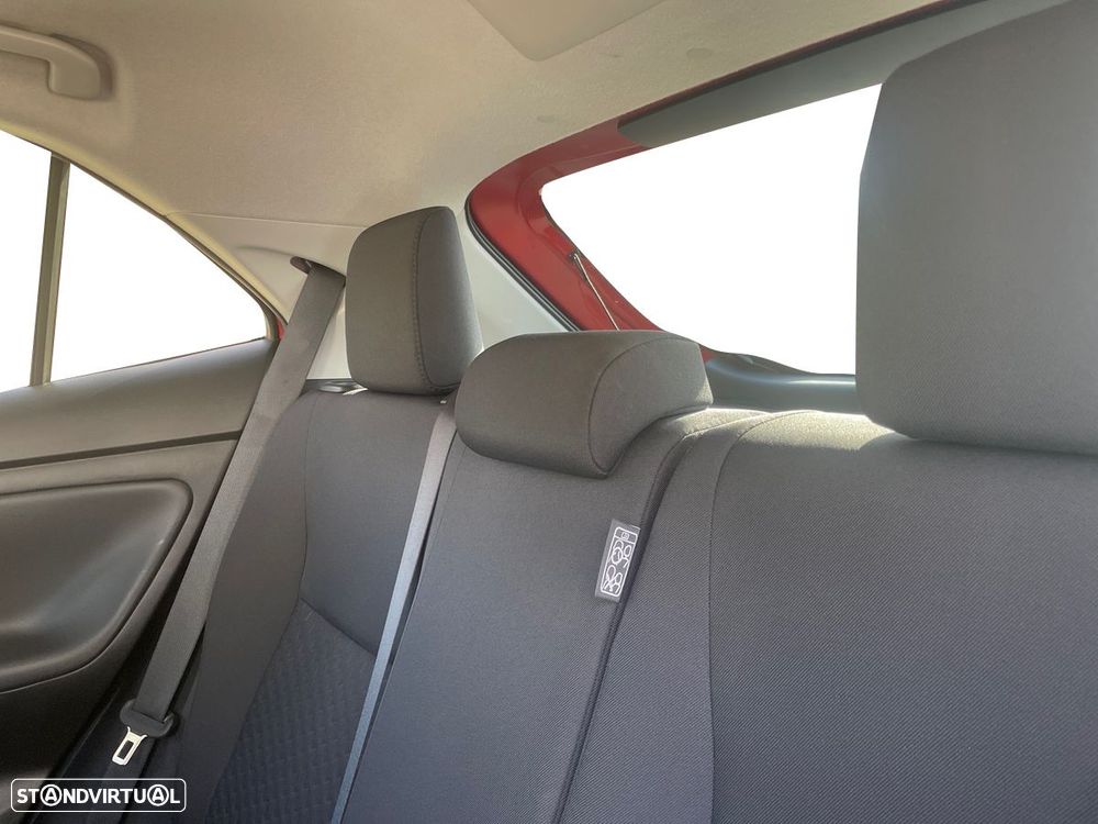 Toyota Yaris Cross 1.5 HDF Comfort Plus - 13