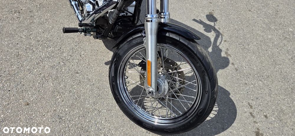 Harley-Davidson Dyna Super Glide - 12