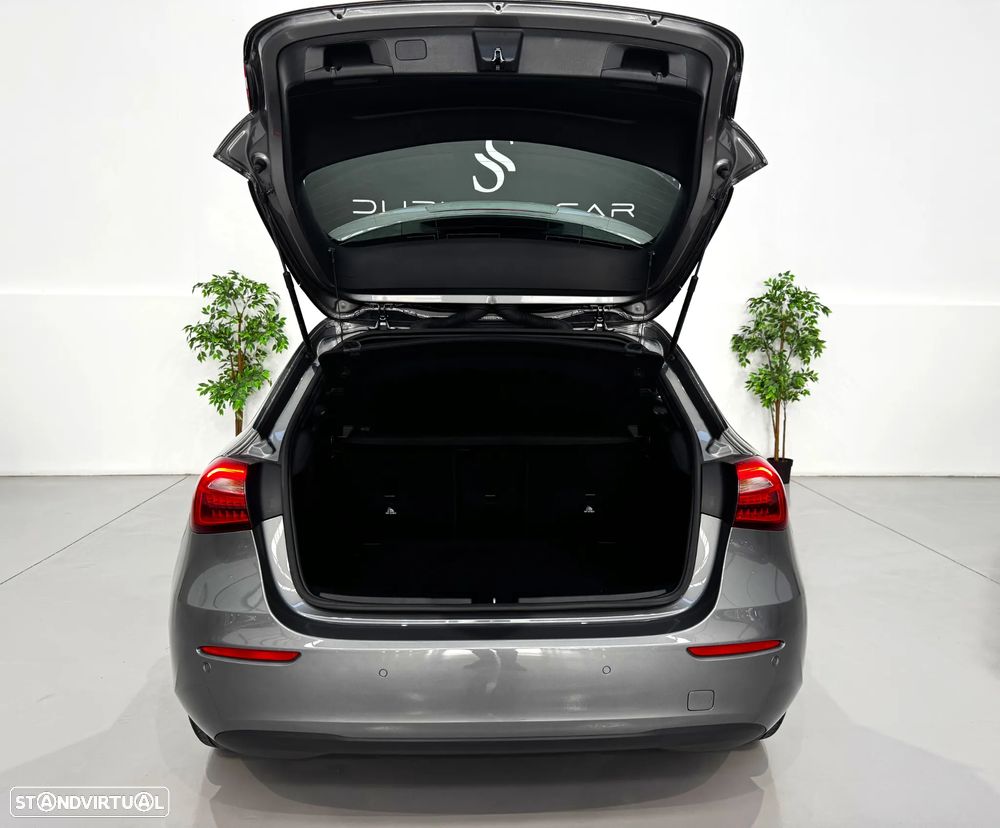 Mercedes-Benz A 180 d Progressive Aut. - 27