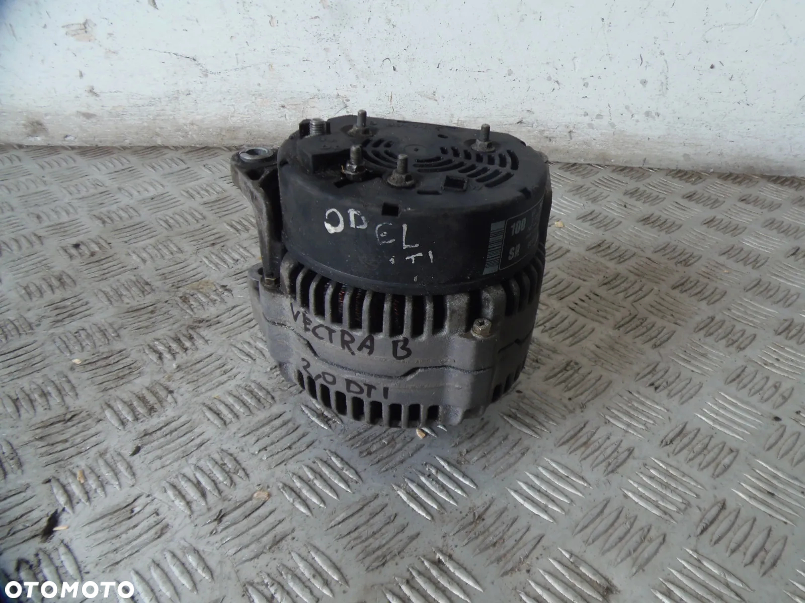 ALTERNATOR  OPEL VECTRA B 2,0DTI 0123500008 - 4