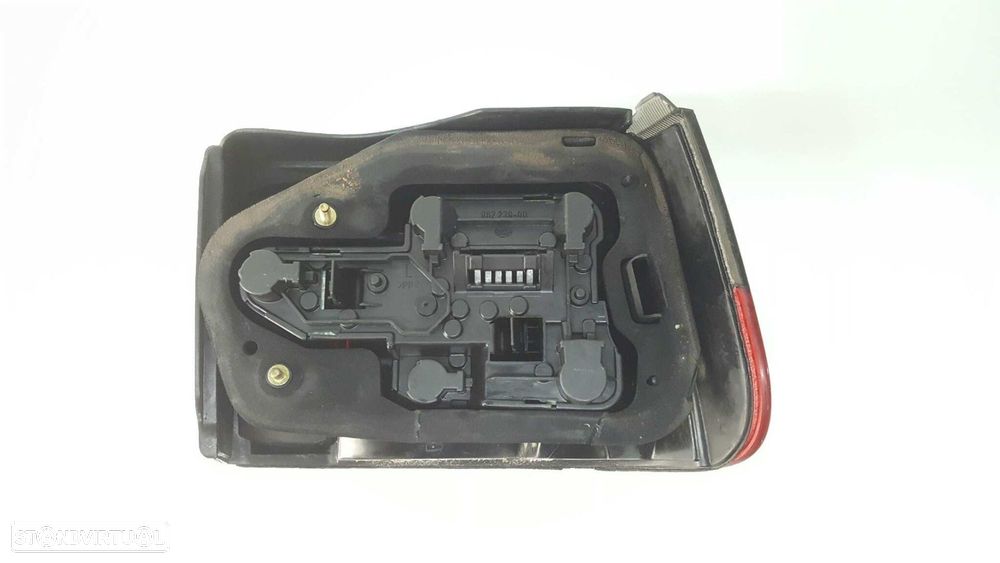 FAROLIM TRASEIRO ESQUERDO SEAT IBIZA (6K) CL - 6