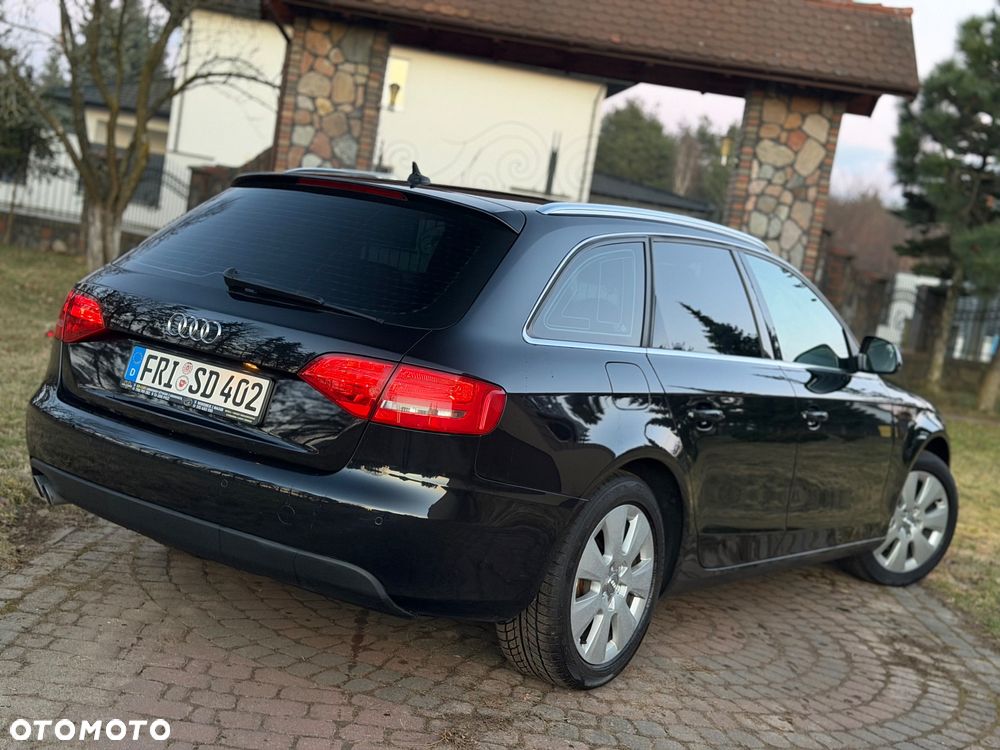 Audi A4 Avant - 28