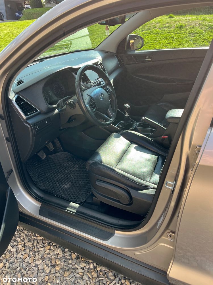 Hyundai Tucson - 4