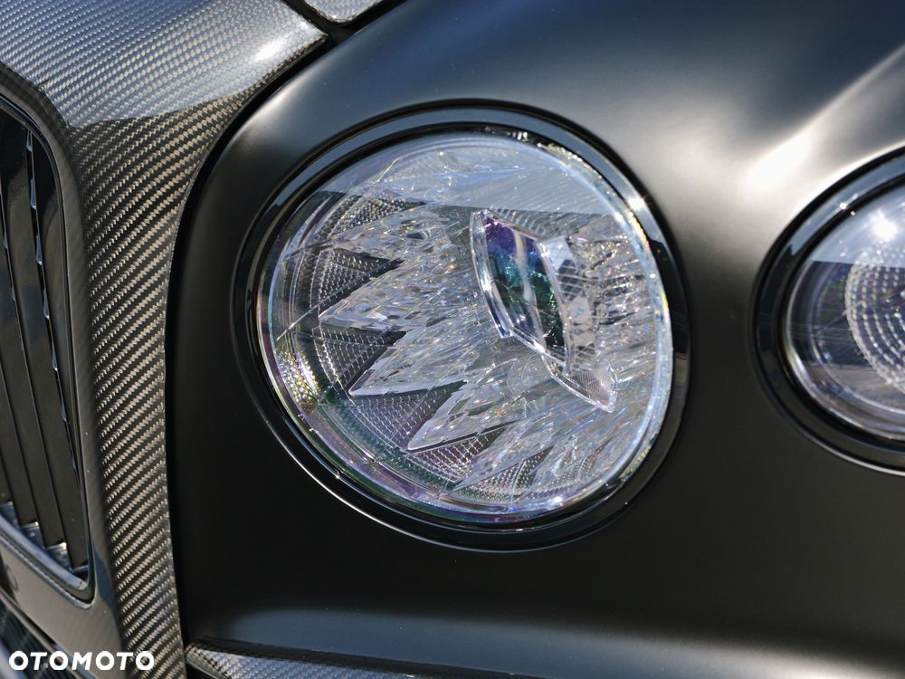 Bentley Flying Spur - 38