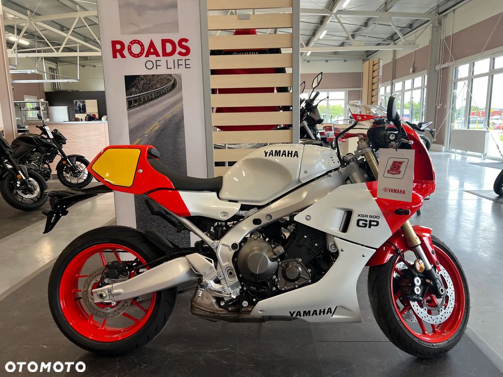Yamaha XSR