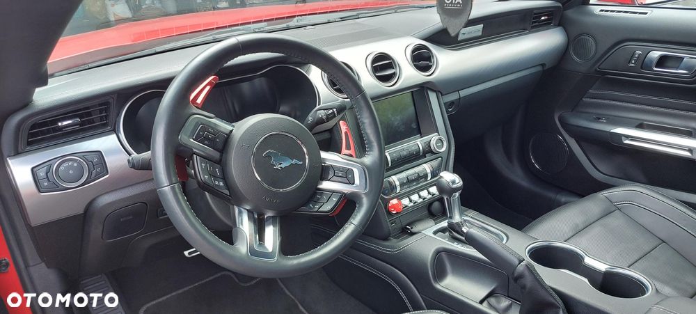 Ford Mustang - 10
