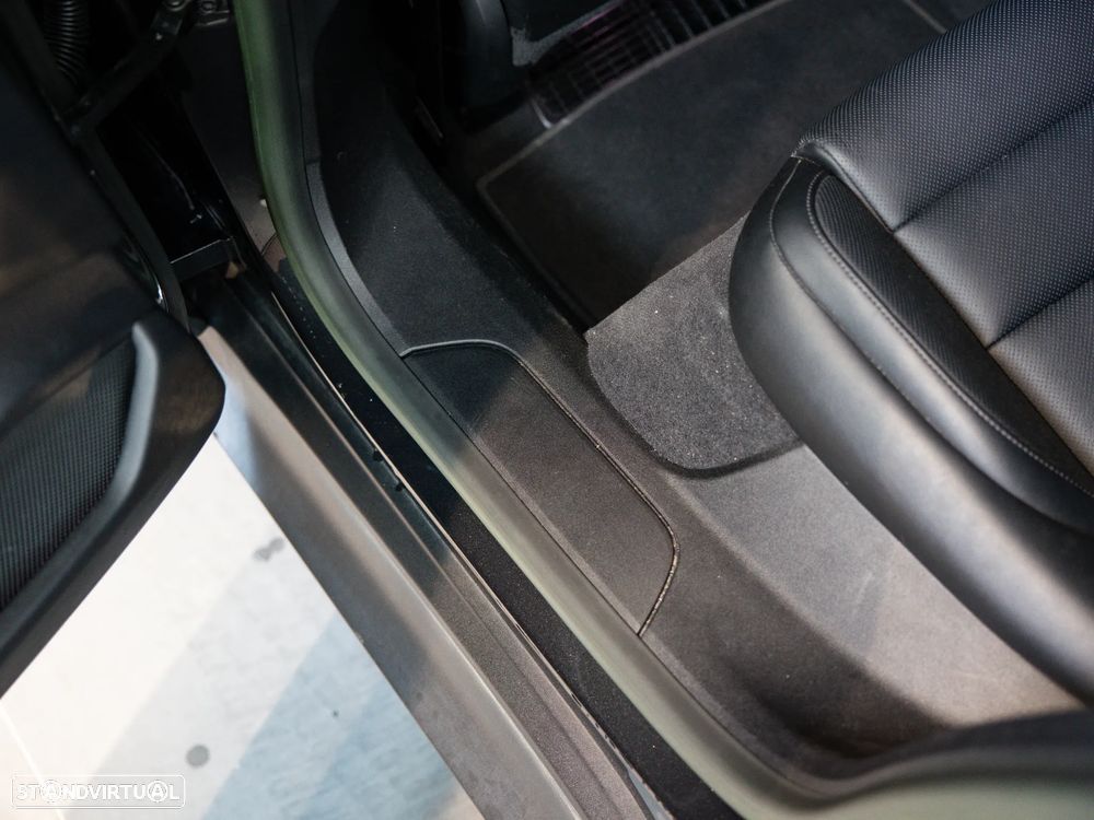 Porsche Taycan Sport Turismo - 29