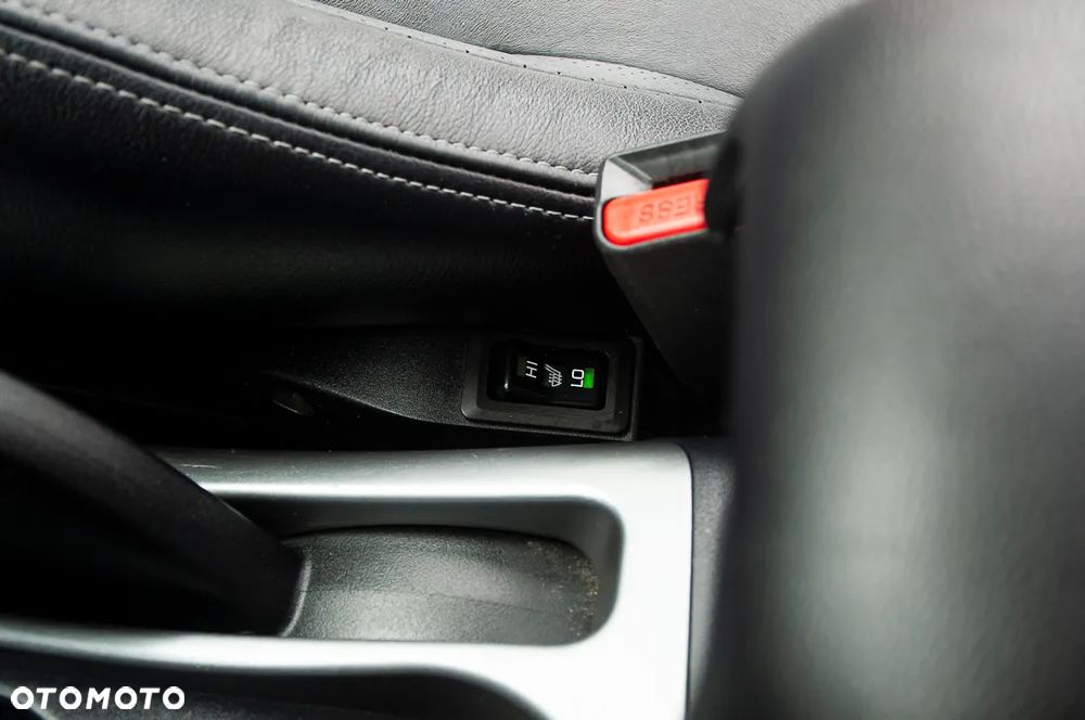 Citroën C-Crosser 2.2 HDi Exclusive DCS - 38