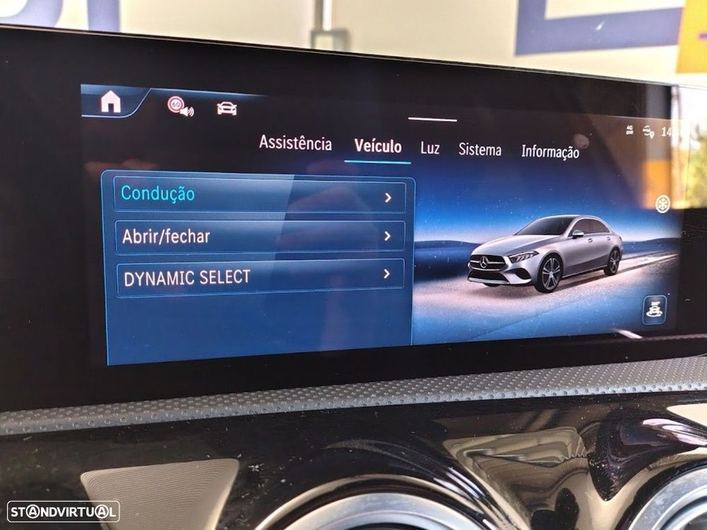 Mercedes-Benz A 250 Limousine e - 32