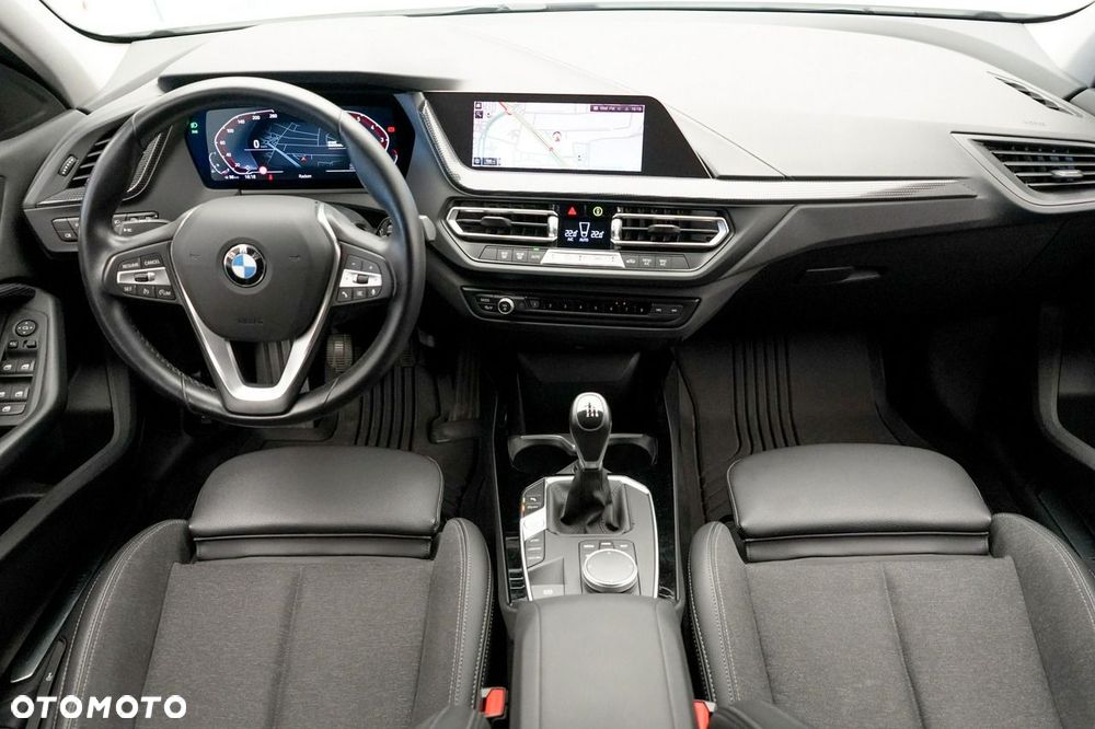 BMW Seria 1 - 17