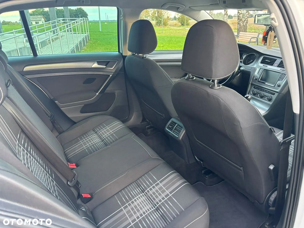 Volkswagen Golf 2.0 TDI BMT 4Mot Highline - 25