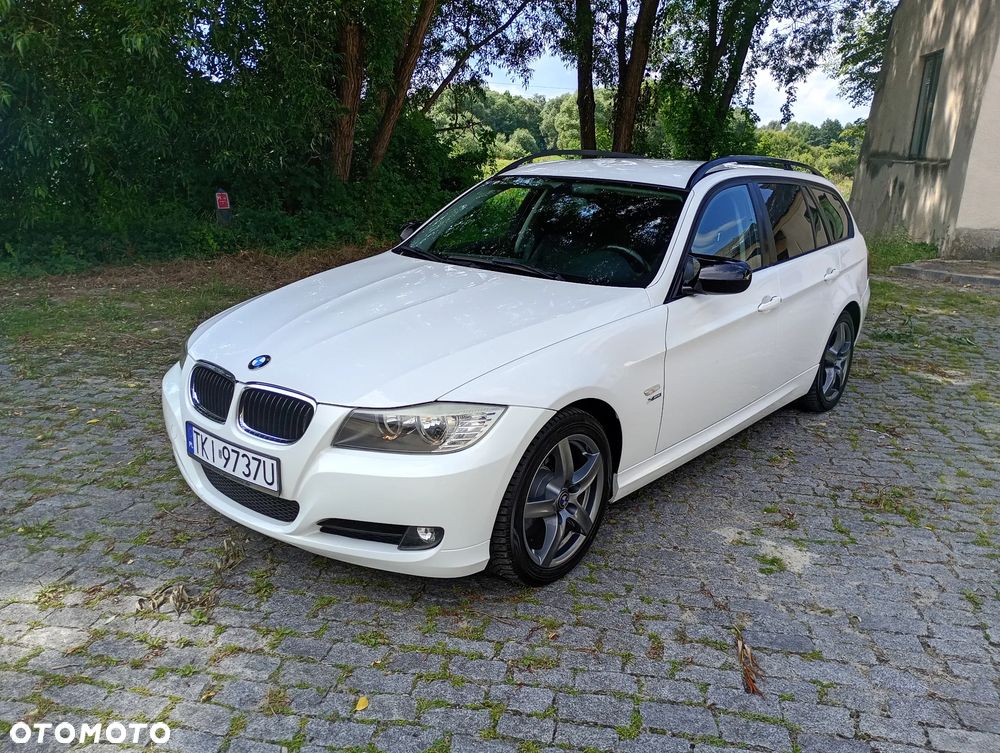 BMW Seria 3 320d xDrive DPF - 9
