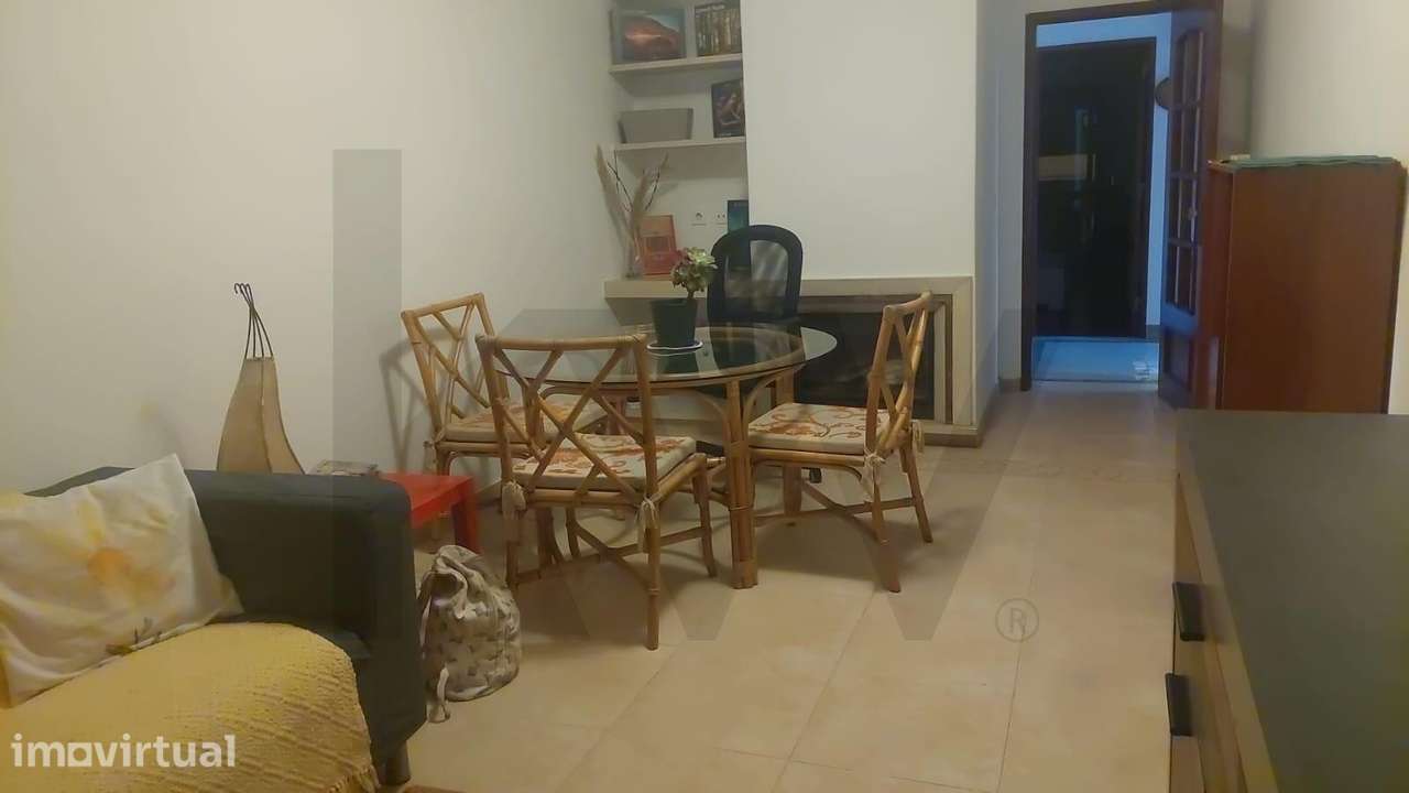 Excelente apartamento T2 para arrendamento na Costa Caparica - Grande imagem: 5/10