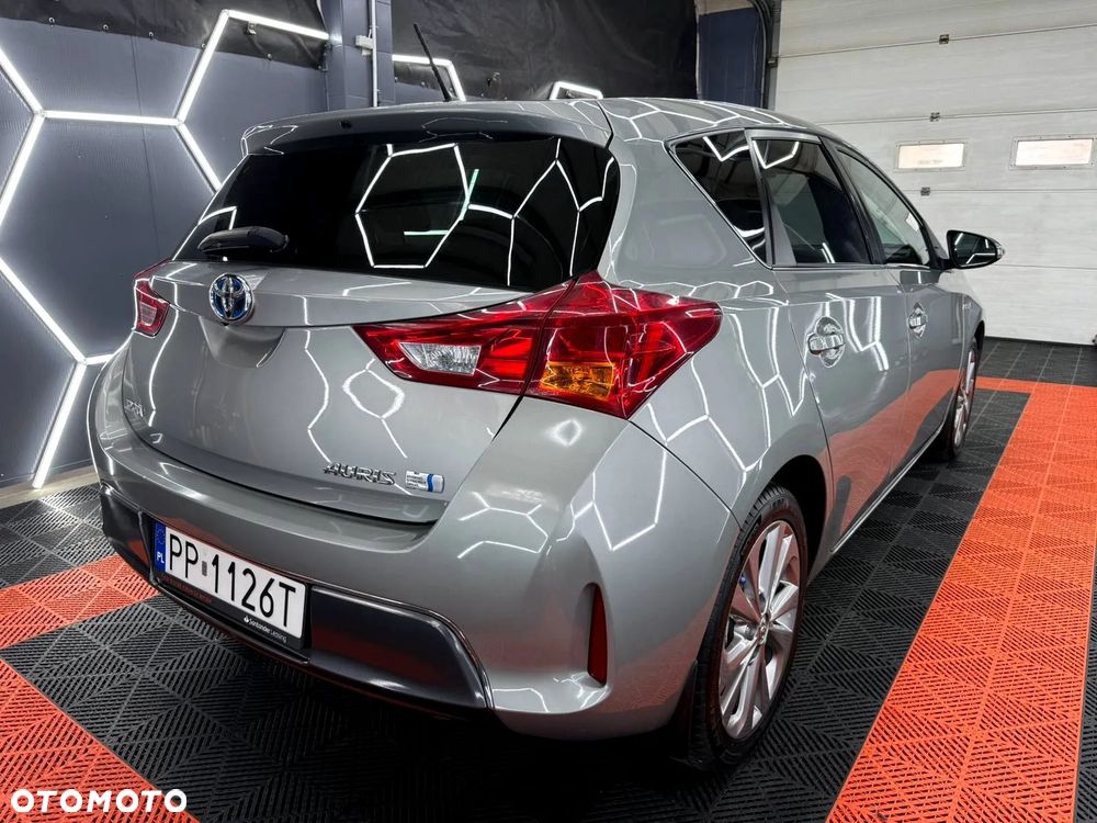 Toyota Auris - 6