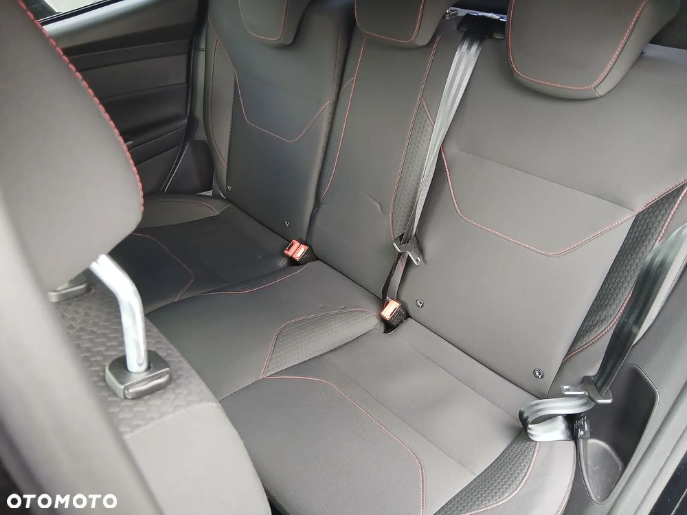 Ford Focus 1.5 EcoBoost ST-Line - 11