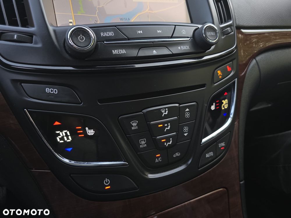 Opel Insignia - 21