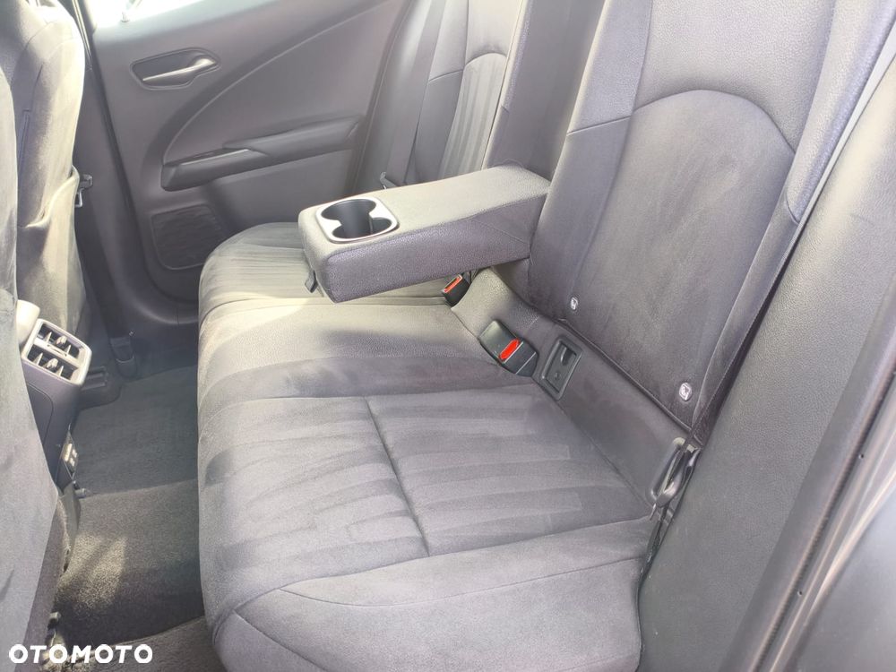 Lexus UX 250h GPF Business AWD - 15