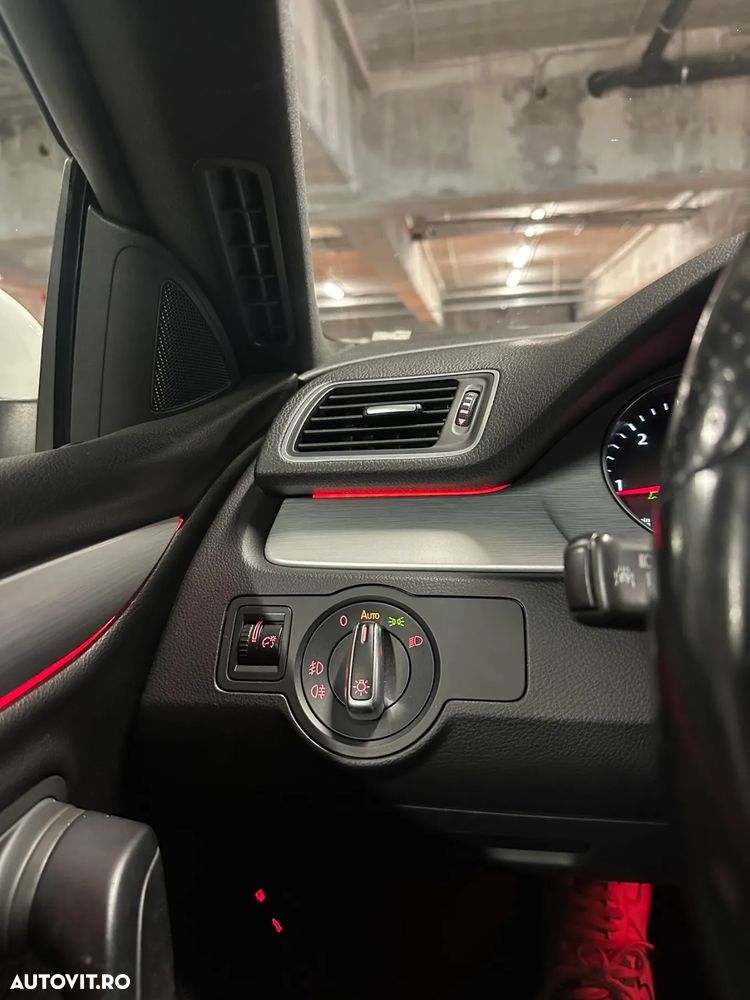Volkswagen Passat CC 2.0 TDI 4Motion BlueMotion Technology DSG - 11