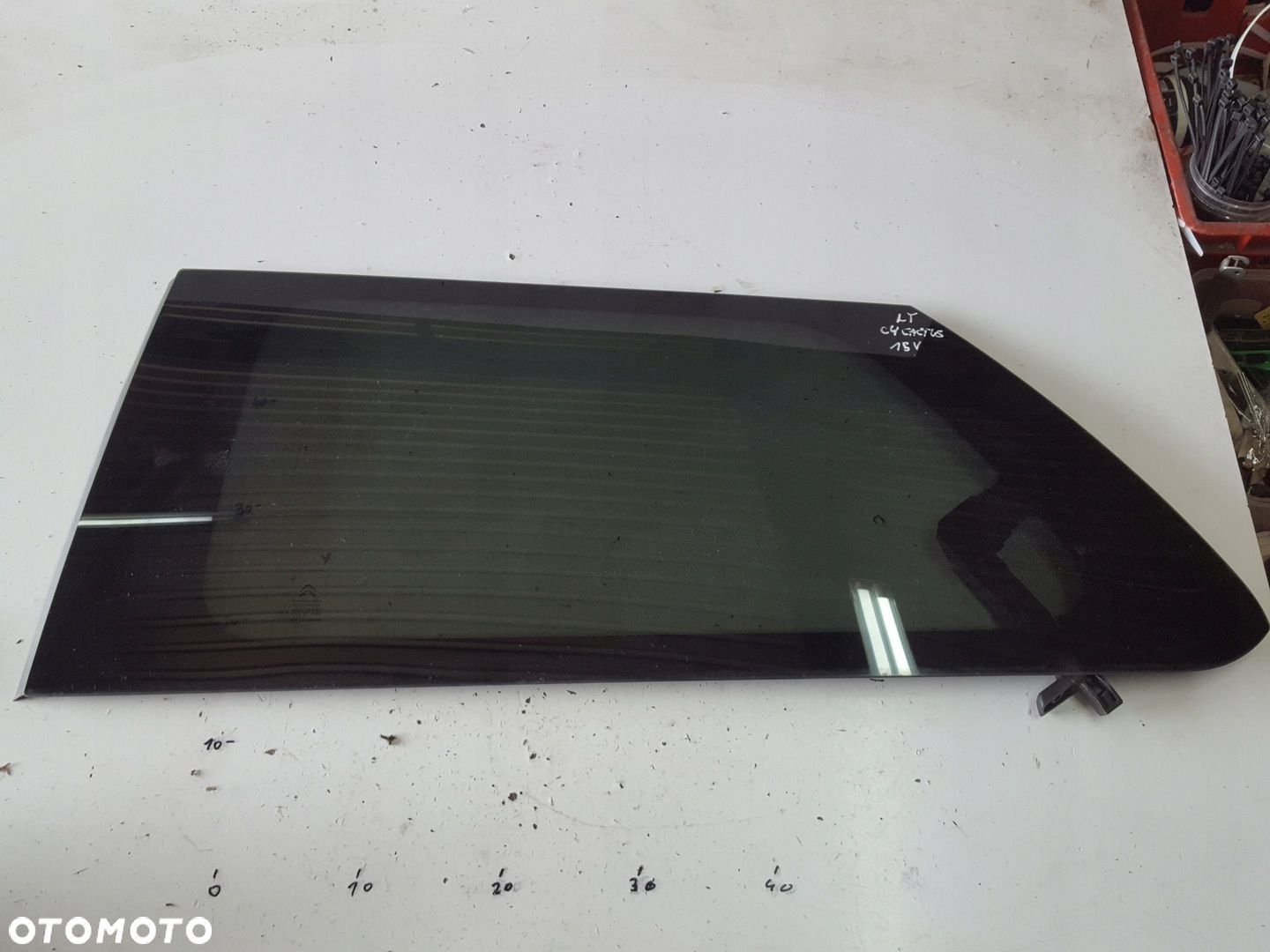 CITROEN C4 CACTUS 15r SZYBA DRZWI LEWA TYŁ TYLNA - 1