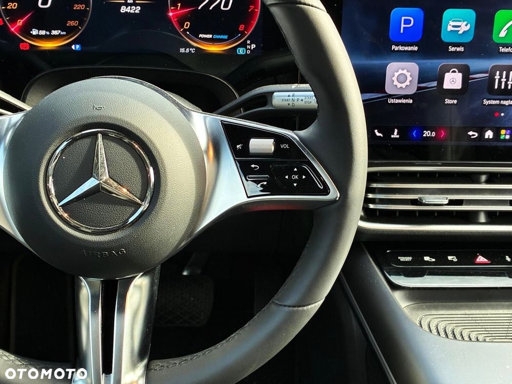 Mercedes-Benz CLA - 12