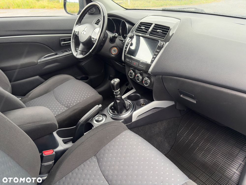Mitsubishi ASX 1.8 DI-D 4WD Top - 12