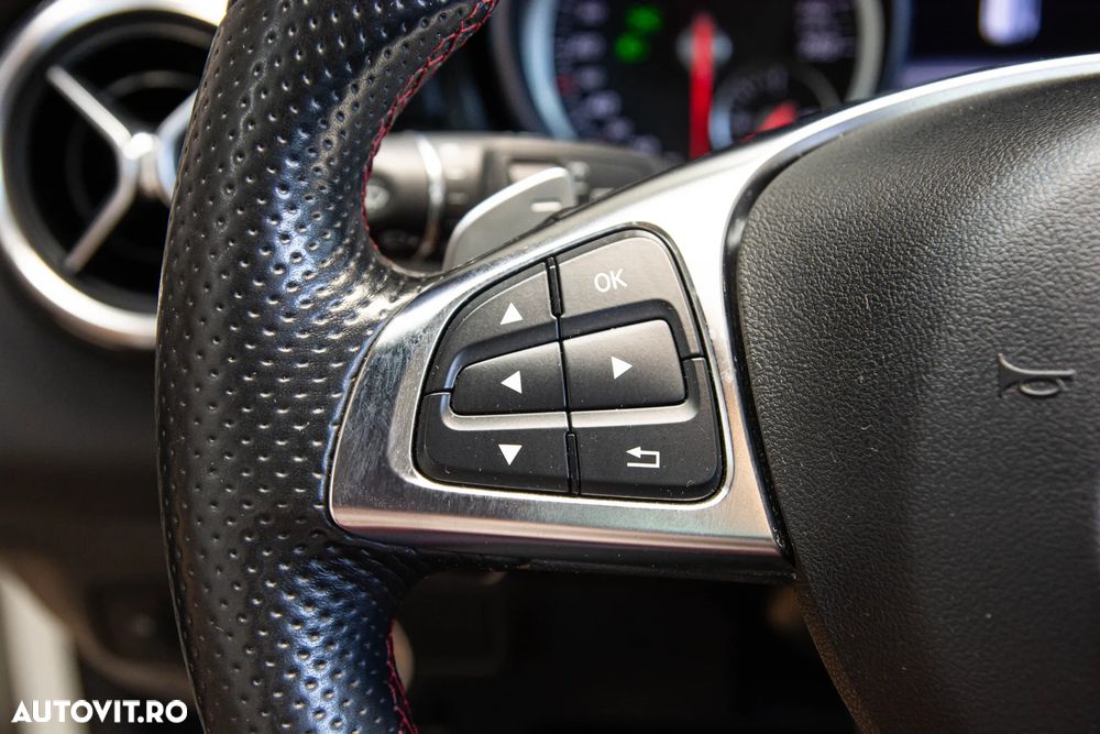 Mercedes-Benz GLA 200 (CDI) d 7G-DCT AMG Line - 21