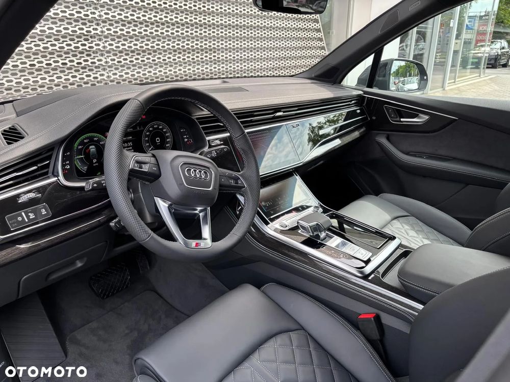 Audi Q7 TFSI e PHEV 290 kW Quattro Tiptr - 9