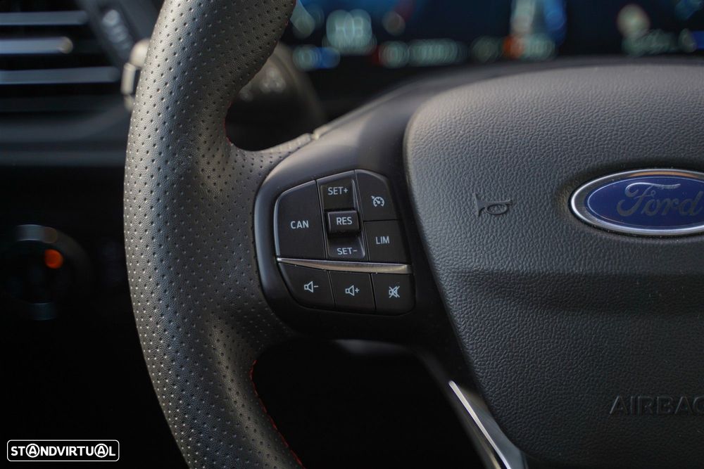 Ford Focus SW 1.0 EcoBoost MHEV ST-Line X Aut. - 18