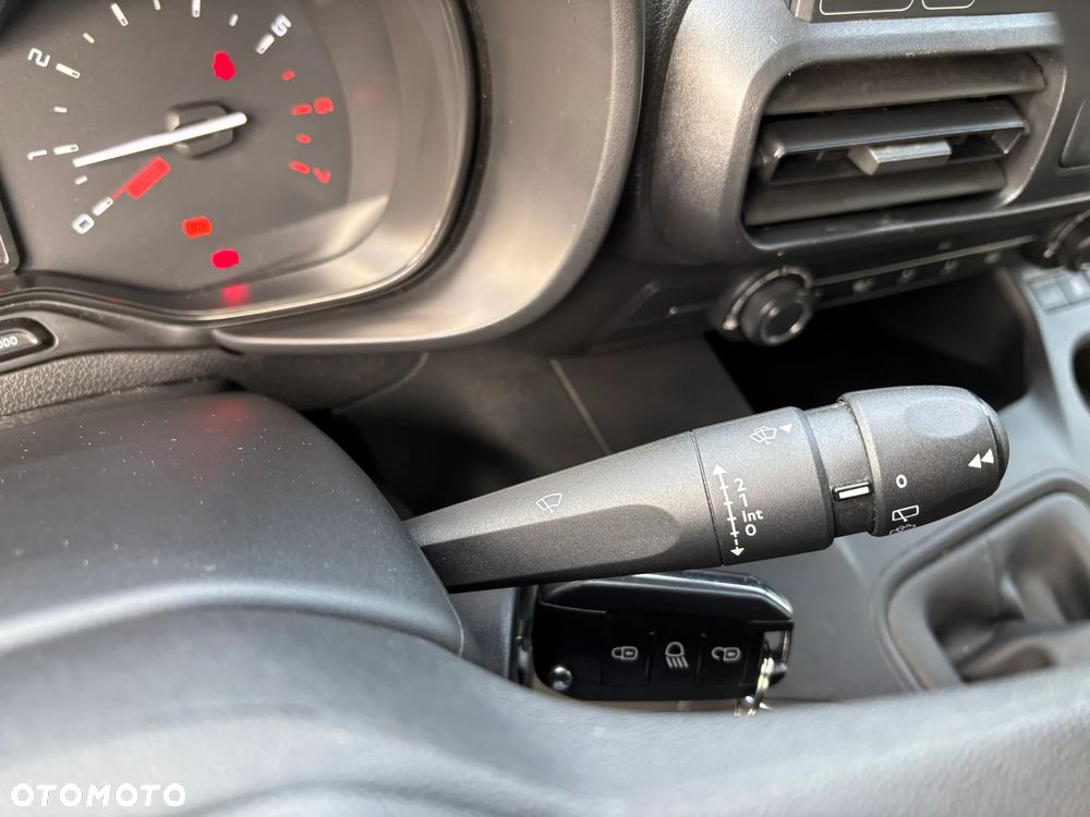 Toyota Proace City Verso 1.5 D-4D Business - 23