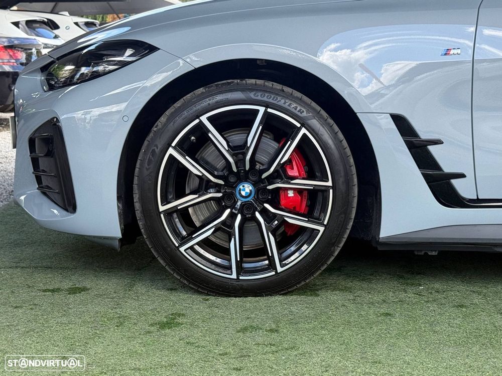 BMW i4 eDrive40 Pack Desportivo M - 35