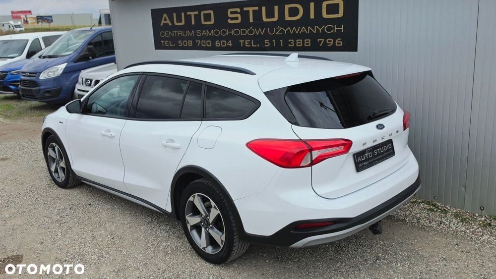Ford Focus - 37