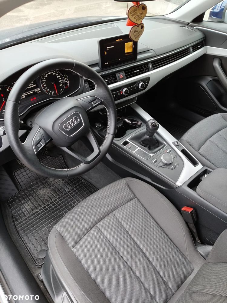 Audi A4 Avant 2.0 TFSI ultra - 14