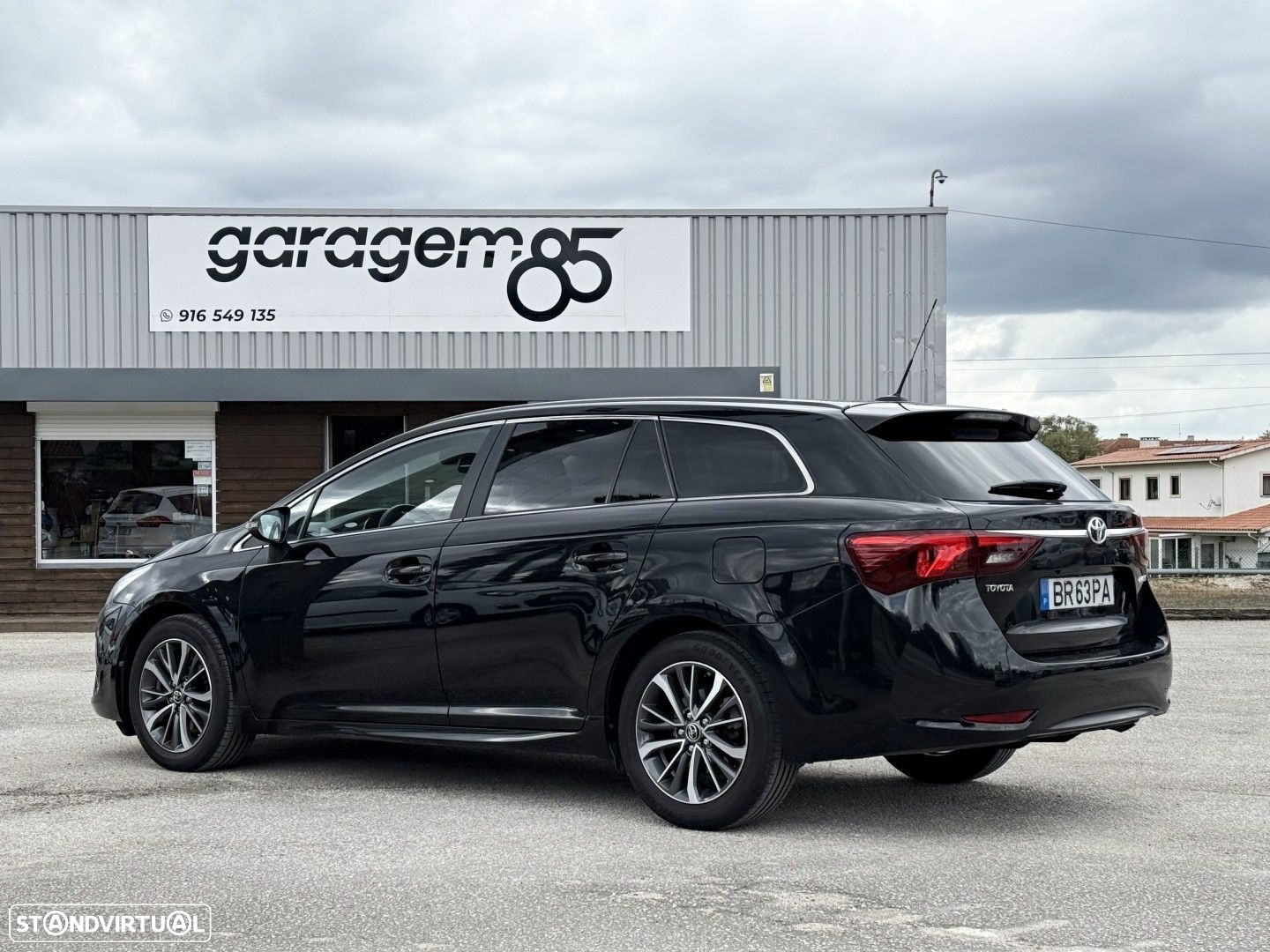 Toyota Avensis Touring Sports 2.0 D-4D Luxury+GPS - 3