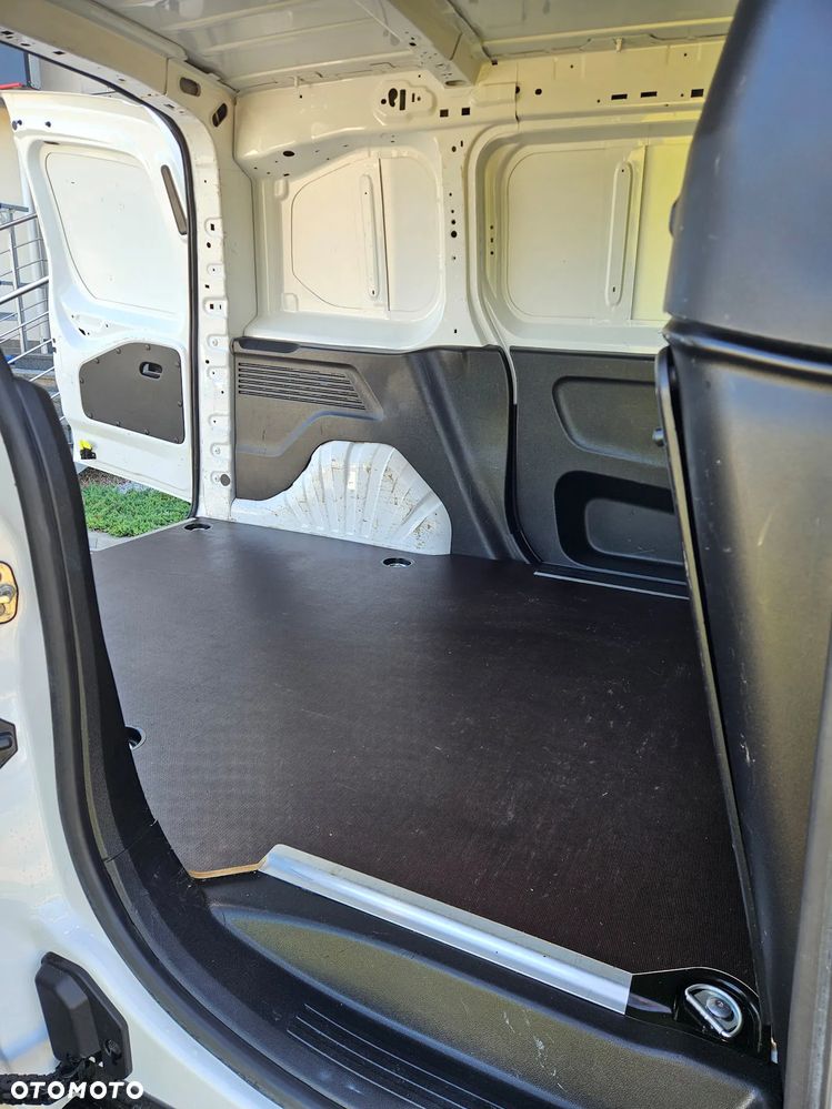 Opel Combo 1.5 TURBO D 102KM - 18