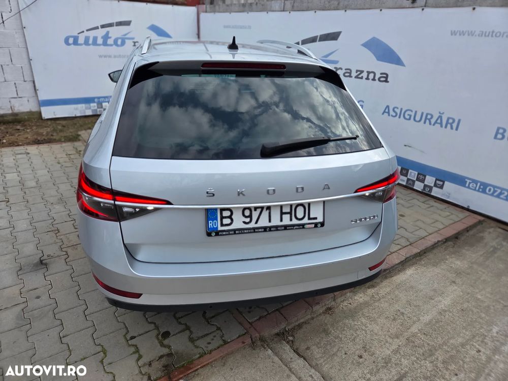 Skoda Superb 2.0 TDI DSG Style - 10